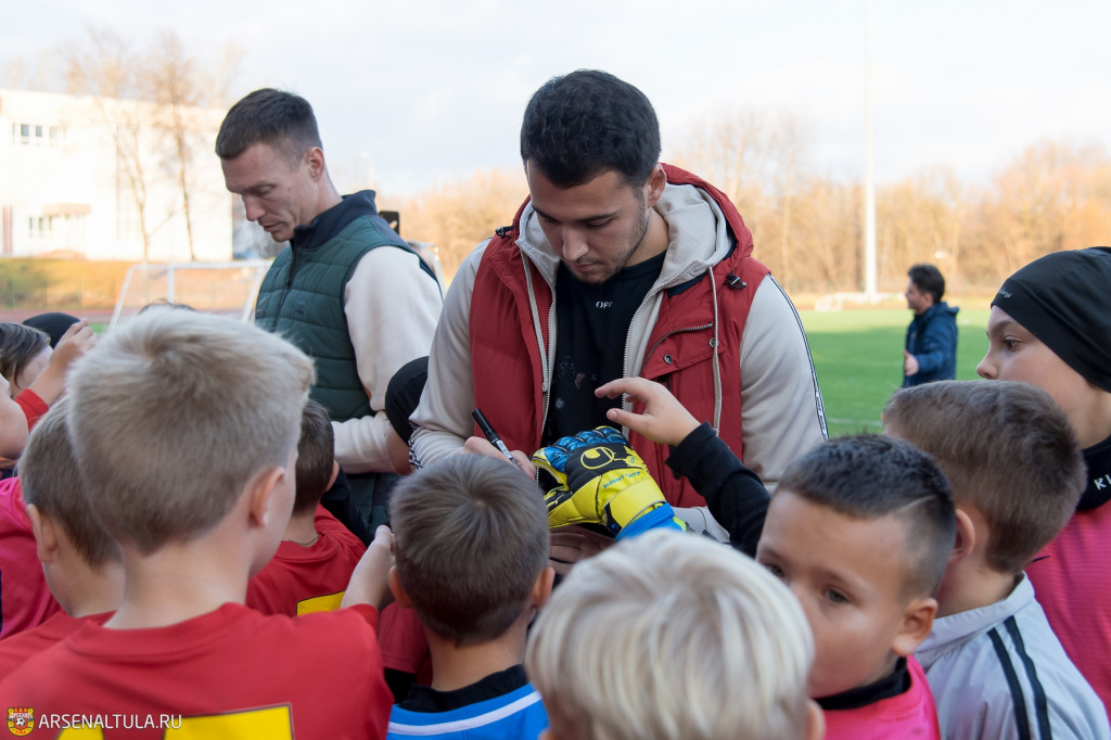 fxoxbdQ9Cpw (1).jpg fxoxbdQ9Cpw (1).jpg